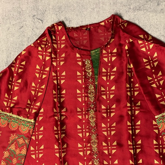 Kurti - Picture 2 of 4